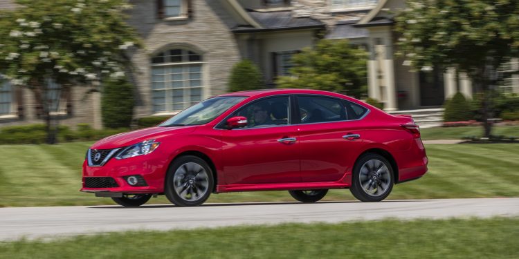 Este nuevo Sentra Turbo del 2017 está trayendo de vuelta ese sabor deportivo que sigue vivo en Nissan.
(Cortesía Nissan)