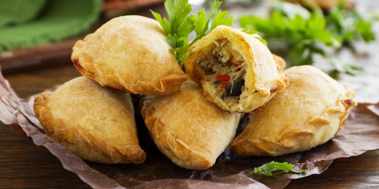 Te enseñamos el paso a paso de cómo preparar unas de las más famosas empanadas del mundo. (Dreamstime)