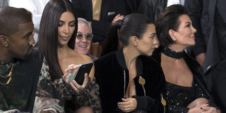 París quiere contrarrestar el golpe de imagen tras el robo a Kardashian
(EFE)