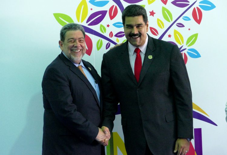 A Nicolás Maduro lo acompañan la canciller Delcy Rodríguez y el embajador de la nación suramericana ante Naciones Unidas, Rafael Ramírez.
(Dreamstime)