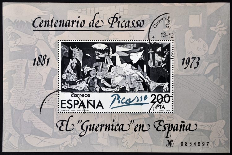 Las pinturas que se exhibirán en "Piedad y terror en Picasso: el camino a Guernica" proceden, según la web del Reina Sofía, de más de 30 instituciones del mundo.