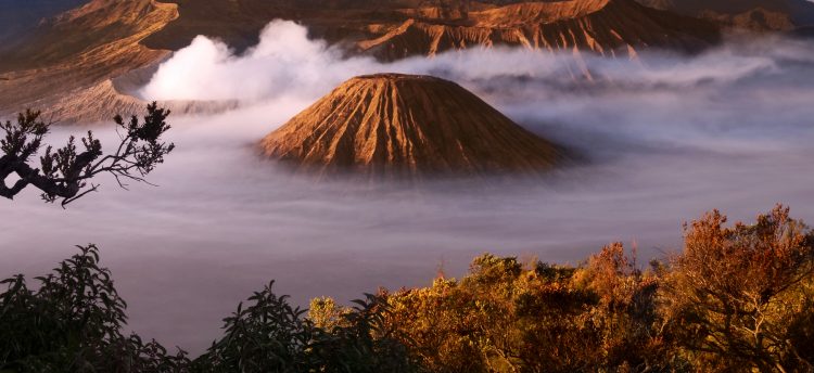 El Observatorio Volcanológico de Los Andes del Sur mantiene su monitoreo en la zona afectada a la espera de recolectar nuevos datos sobre a evolución de la actividad volcánica.
(Dreamstime)
