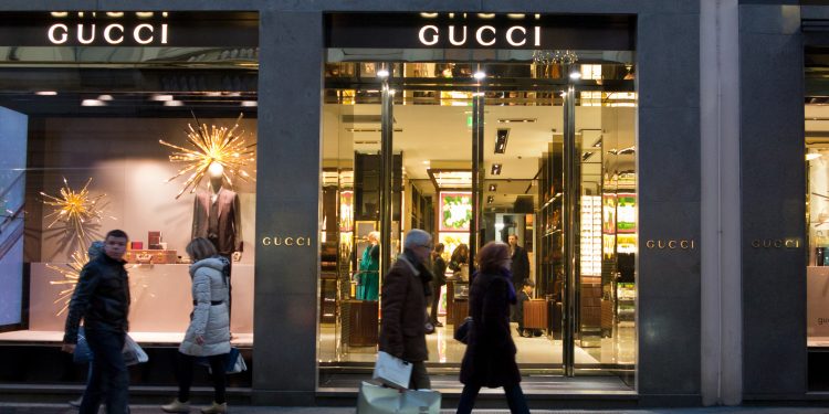 La "viuda negra" fue condenada en 1997 a 26 años de prisión por haber ordenado a un sicario el asesinato de Gucci, del que se había divorciado diez años antes y que fue tiroteado el 27 de marzo de 1995 frente al portal de su empresa en Milán.
(Dreamstime)