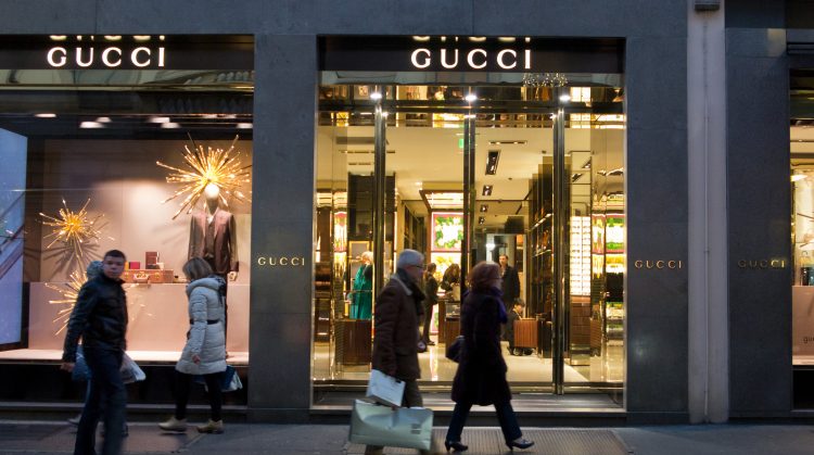 La "viuda negra" fue condenada en 1997 a 26 años de prisión por haber ordenado a un sicario el asesinato de Gucci, del que se había divorciado diez años antes y que fue tiroteado el 27 de marzo de 1995 frente al portal de su empresa en Milán.
(Dreamstime)