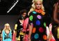 La firma de la diseñadora italiana Donatella Versace llevó hasta la pasarela milanesa una colección llena de elegancia, con vestidos muy femeninos y con transparencias que también dejaron entrever un lado más atrevido para su apuesta para el próximo otoño/invierno 2017 (Dreamstime)