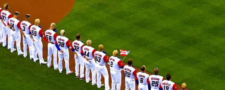 Puerto Rico recibe con honores a los heroes del béisbol