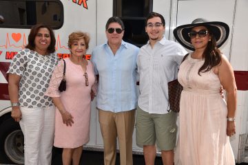 Comisionada Margarita Guzman; Vilma del Valle; Alcalde de West New York, Dr. Felix E. Roque; Daniel y Maria Roque.