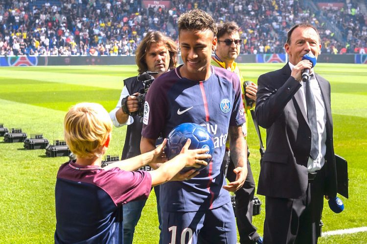 Neymar Jr  EFE/EPA/CHRISTOPHE PETIT TESSON