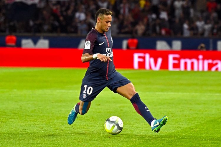 Neymar Jr durante un partido del Paris Saint Germain (PSG). EFE