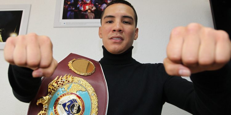 Valdéz, campeón mundial de peso pluma de la Organización Mundial de Boxeo, reveló que su propósito mayor en el pugilismo es llegar a ser el mejor peleador libra por libra, y trabaja duro hacia ese objetivo. EFE