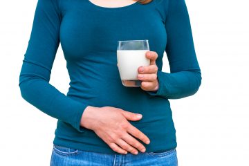 Aunque estos resultados muestran que la leche desnatada se asocia a un menor riesgo de cáncer colorrectal, los resultados no muestran un riesgo derivado del consumo de lácteos enteros. 
(Dreamstime)