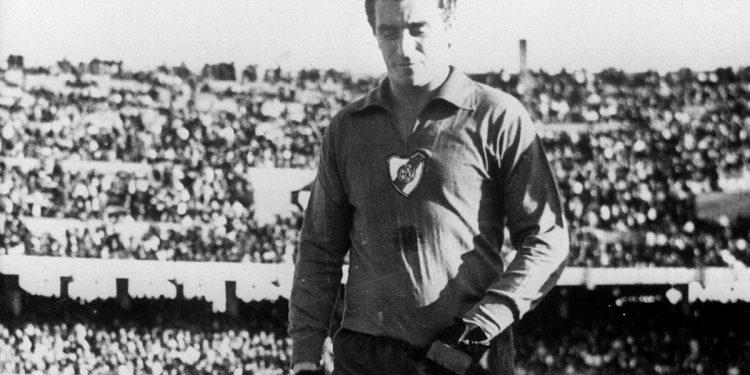 FalleciÛ Amadeo Carrizo, legendario arquero argentino y de River Plate