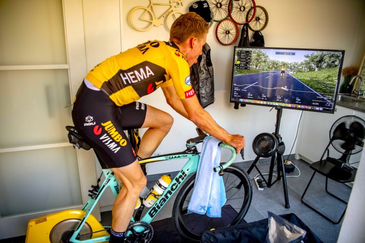 Mike Teunissen virtually rides the Tour of Flanders
