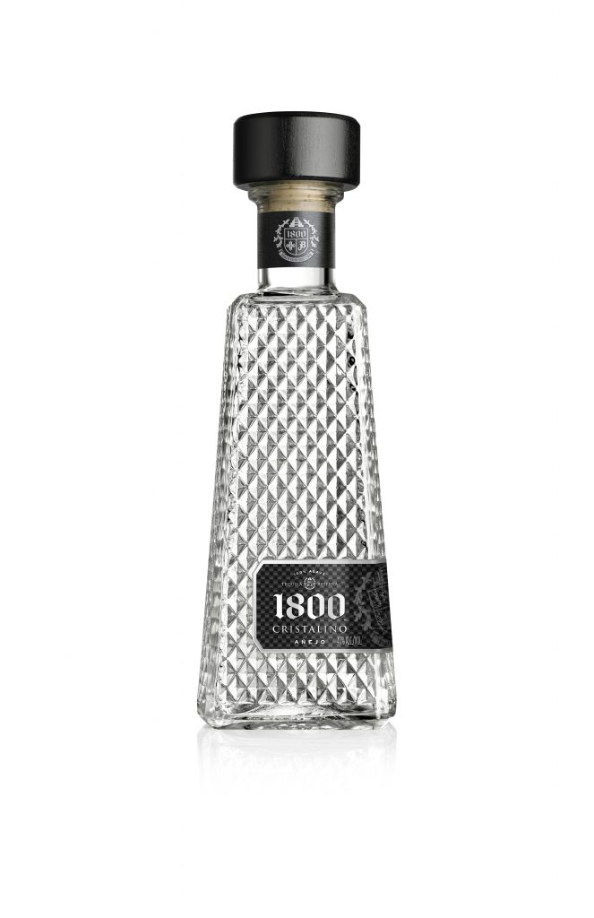 1800-Cristalino-Left-Bottle-Shot Conoce 1800 Tequila CRISTALINO, UN TEQUILA CLARO Y COMPLEJO,
