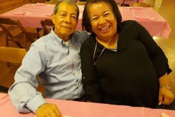 Luis Toro y su esposa la Sra. Margarita Arzayus.