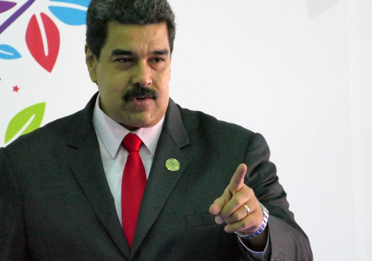 El Gobierno de Maduro cifra en al menos 30.000 millones de dólares los activos a los que no puede acceder por las restricciones impuestas por Estados Unidos y la Unión Europea y que –según el mandatario- servirían para cubrir necesidades básicas de la población.
(Dreamstime)