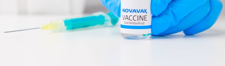 NVX-CoV2373, nombre técnico de la vacuna basada en proteínas de nanopartículas recombinantes, ha cumplido con las expectativas de protección en los ensayos realizados en fase 3, que han incluido a un total de 29.960 pacientes de Estados Unidos y México. 
(Dreamstime)