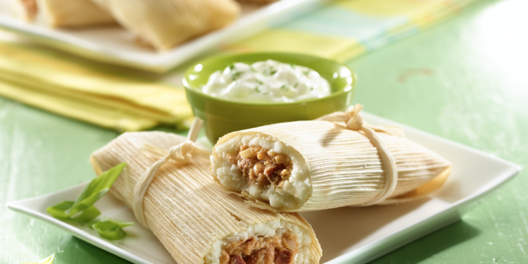 Tamales de Frijoles con Chorizo