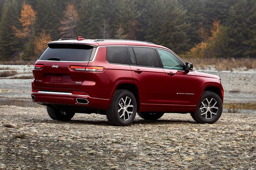 2021_jeep_grand-cherokee-l_4dr-suv_overland_5 Jeep Grand Cherokee Limited 2022 Fuerza y Comodidad