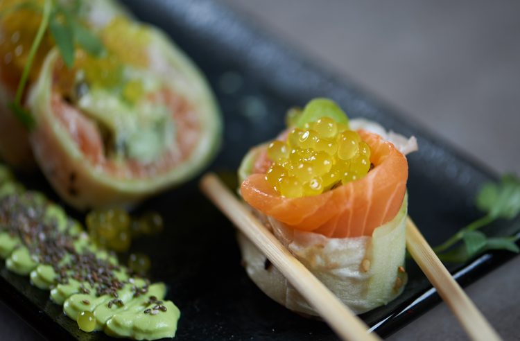 No te pierdas del delicioso beauty roll solamente en Sokai Sushi Bar.