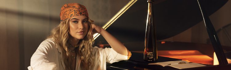Sofia Reyes_High Res_LOOK 2