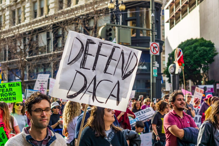Desde 2012, según recuerdan, DACA ha ofrecido permiso laboral y protección frente a la deportación a jóvenes inmigrantes que llegaron a Estados Unidos de niños.
(Dreamstime)