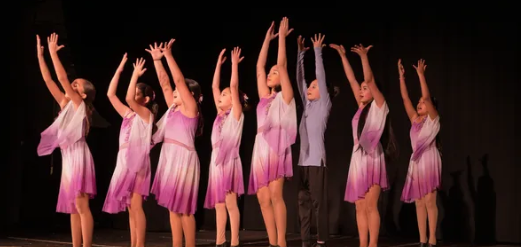 Screen-Shot-2023-06-16-at-12.36.37-PM Azucar Dance Usa, impulsando los sueños de los bailarines latinos