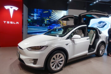 Musk también reveló que Tesla empezará a entregar a sus clientes la anticipada camioneta "pickup" Cybertruck a partir del 30 de noviembre.
(Dreamstime)