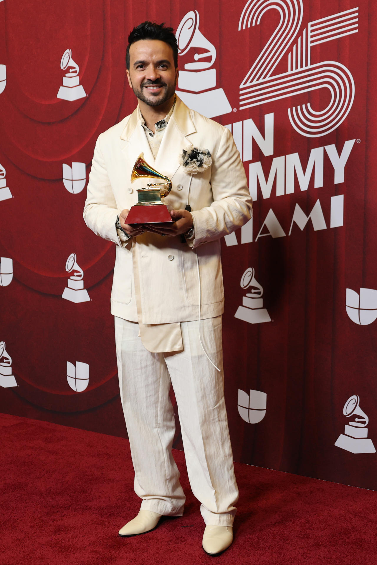 bada1fa7737a643a483e720e31ce0821bc627e20w EXCLUSIVA: El Especialito en La Semana de los Latin Grammys 2024