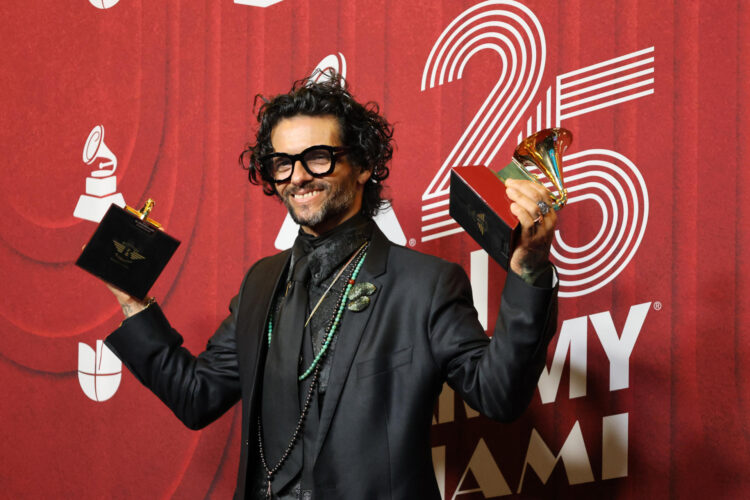 Fotografía de archivo del cantante puertorriqueño Draco Rosa. EFE/ Octavio Guzmán