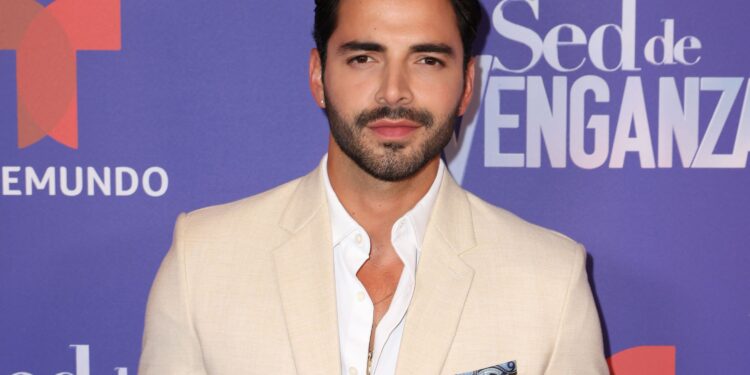 Sebastian Carvajal 2_SDV Premiere Miami_Telemundo (1)