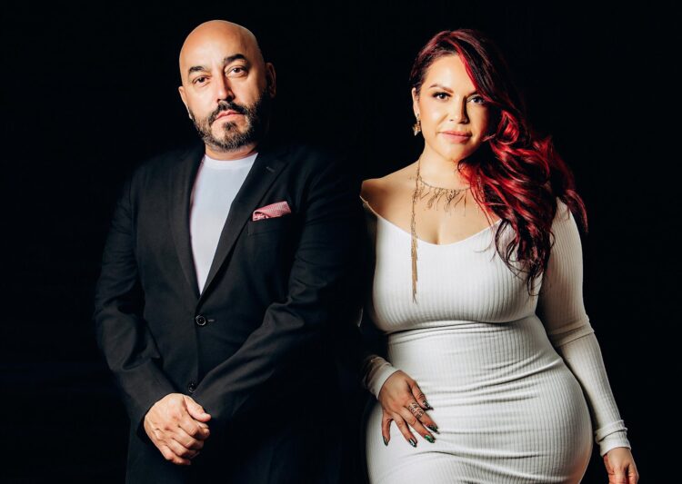 USA9670. MIAMI (FL, EEUU), 05/12/2024.- Fotografía promocional cedida por Patty Gregory donde aparecen los cantantes Lupillo y Jacqie Rivera. La cantante Jacqie Rivera rinde este jueves un homenaje especial a su madre Jenni Rivera en vísperas del duodécimo aniversario de su trágica muerte, con el lanzamiento de una nueva versión del conmovedor tema 'Yo te extrañaré' junto a su tío Lupillo Rivera. EFE/ Patty Gregory