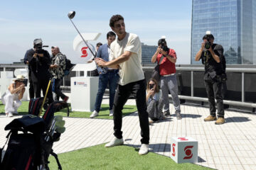 AME4620. SANTIAGO (CHILE), 10/12/2024.- El golfista chileno Joaquín Niemann asiste a la presentación del 94º Abierto de Golf de Chile, este martes en Santiago (Chile). El 94º Abierto de Golf de Chile, que se disputará entre el 11 y el 15 de diciembre en el Club de Polo y Equitación de Santiago, fue presentado con la presencia del principal golfista chileno Joaquín Niemann, reciente vencedor del torneo del tour asiático PIF Saudi International. EFE/ María José Rey