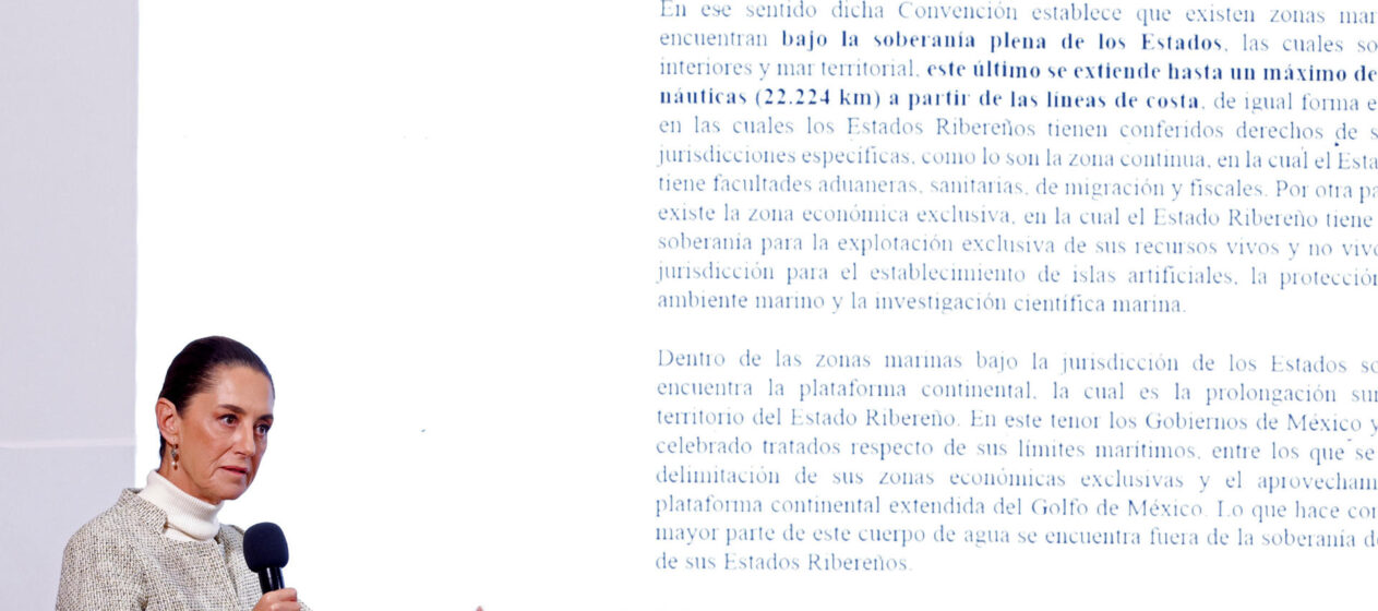 MEX1335. CIUDAD DE MÉXICO (MÉXICO), 30/01/2025.- La presidenta de México, Claudia Sheinbaum, habla durante su rueda de prensa matutina este jueves, en el Palacio Nacional en la Ciudad de México (México). El Gobierno mexicano pidió en una carta al director ejecutivo de Google, Sundar Pichai, que corrija el área que "erróneamente" llama ahora 'Golfo de América' en lugar de Golfo de México en sus mapas en Estados Unidos por la orden del presidente Donald Trump de rebautizar la zona. EFE/ Sáshenka Gutiérrez