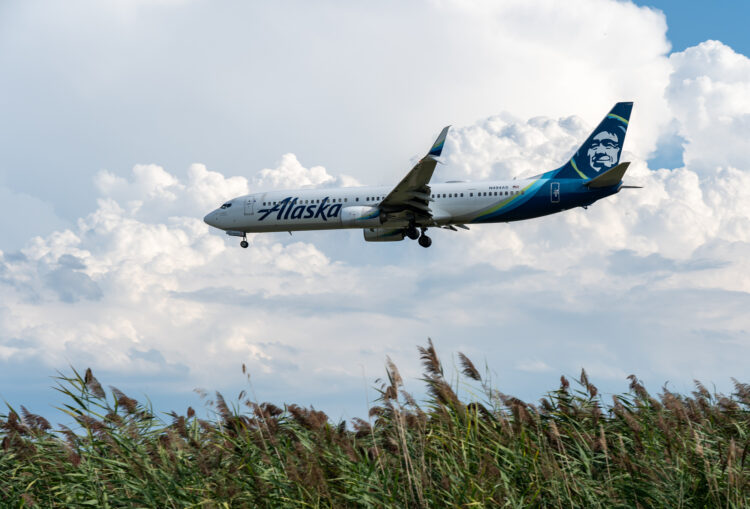 Alaskan Airlines © Clinweaver | Dreamstime.com