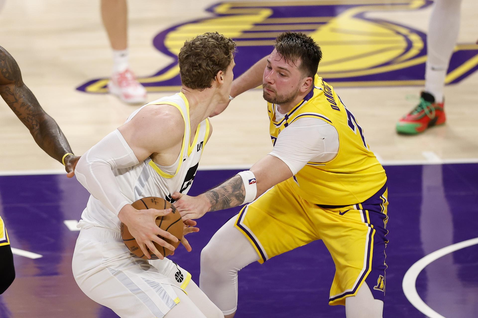 08f89fa408dc710c715b5327fefcc8fef78fb3a7w 132-113. Doncic inicia una nueva era en los Lakers