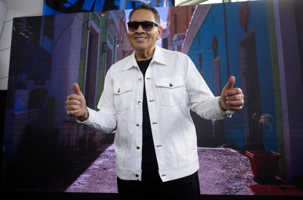 44d88e447732bf6bdc5cde52d7d61876d58466d8w-1024x676 A Tito Nieves le "da risa" cuando escucha que la salsa "revivió" gracias a Bad Bunny