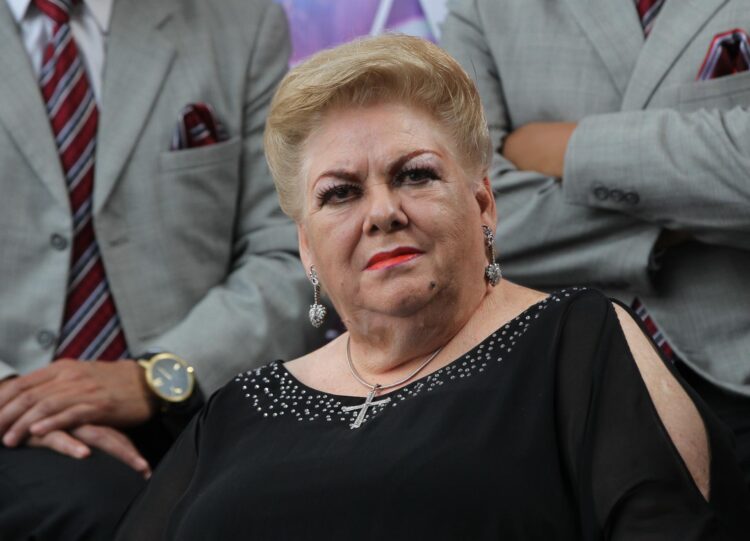 Fotografía de archivo de la cantante mexicana Paquita la del Barrio en Ciudad de México (México). EFE/Mario Guzmán