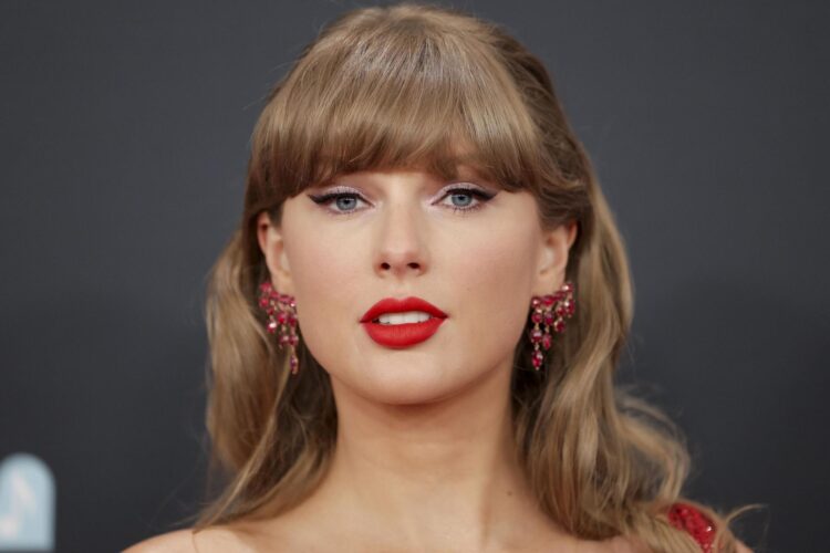 La cantante estadounidense Taylor Swift, en una imagen del 2 de febrero de 2025. EFE/EPA/ALLISON DINNER