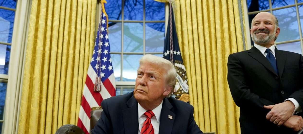 Fotografía de archivo del presidente de EE.UU., Donald Trump. EFE/ALEXANDER DRAGO / POOL