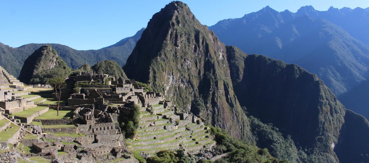 Foto de archivo que muestra una vista general de la ciudadela prehispánica de Machu Picchu (Perú). EFE/ Paula Bayarte