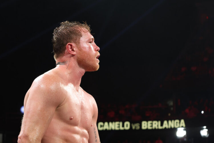 Fotografía de archivo donde aparece Saúl 'Canelo' Álvarez. EFE/ Octavio Guzmán
