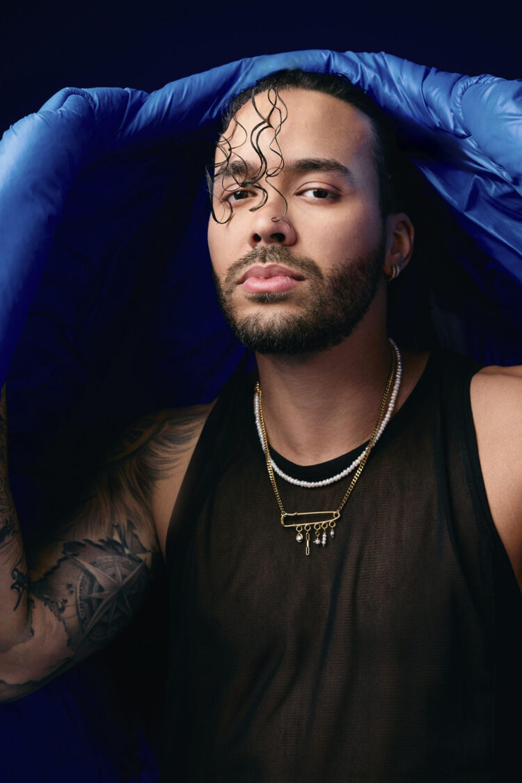 El popular músico estadounidense de ascendencia dominicana Prince Royce se mostró en Madrid preocupado por la situación que viven los latinoamericanos en Estados Unidos desde que el presidente Donald Trump empezó a aplicar su política de deportaciones, pero también dijo estar esperanzado porque "este momento difícil se va a superar". EFE/ Sony