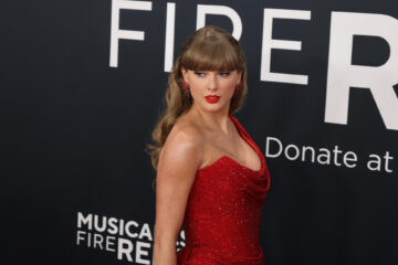 La cantante Taylor Swift posa en la alfombra roja de la 67 ceremonia anual de los premios Grammy en el Crypto.com Arena de Los Ángeles, California (EE.UU.), el 2 de febrero de 2025. EFE/Octavio Guzmán